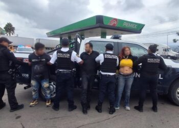 Tres detenidos por robo equiparado de vehículo en Santa Rosa Jáuregui