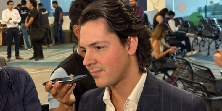 Confirma alcalde salida de Alejandro Sterling Sánchez de su gabinete