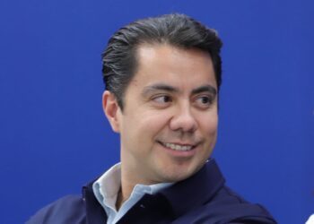 Destaca Felifer Macías diálogo con comerciantes que bloquearon Avenida Zaragoza
