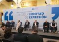 Autoridades y periodistas conmemoran el Día de la Libertad de Expresión en Palacio de Gobierno