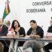Beatriz Robles encabezó conversatorio sobre soberanía nacional