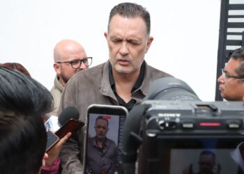 Kuri defiende a oficial mayor por asistir al partido inaugural del Mundial