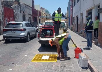 Llevan colocadas 17 rejillas temporales en distintos puntos de la capital