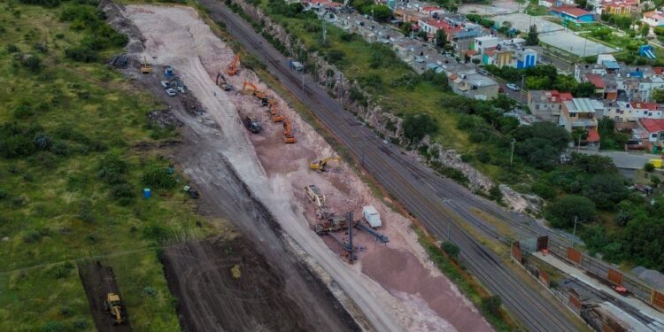 Tren de pasajeros impulsará nuevas obras viales en San Juan del Río