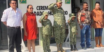 Nombran a soldados honorarios