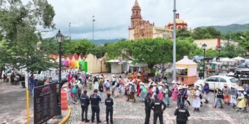 Peregrinación al Tepeyac mantiene avance bajo resguardo de autoridades estatales