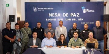 Roberto Cabrera participa en Mesa de Paz