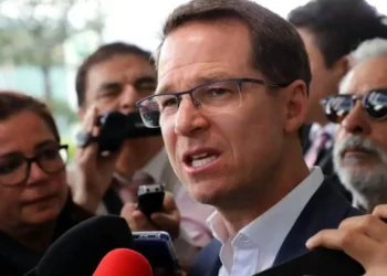 Exige Anaya a Gobernadora de BC pedir licencia
