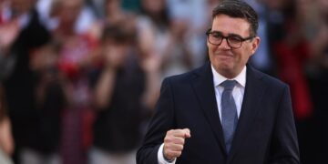 Andy Burnham asume como nuevo primer ministro de Reino Unido