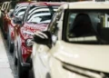 Bajan 9.2% exportación vehículos y 1.9% la producción