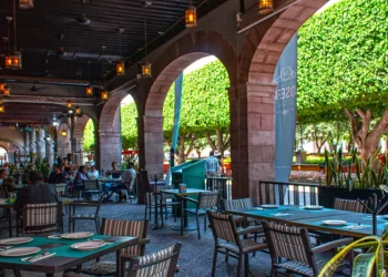 México vs Inglaterra dejará alta ocupación en restaurantes y bares este domingo: CANACO