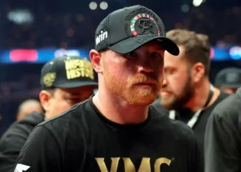 Confirma ‘Canelo’ regreso al ring en octubre