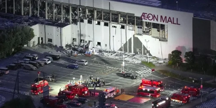 Deja sismo varios muertos en centro comercial en Japón