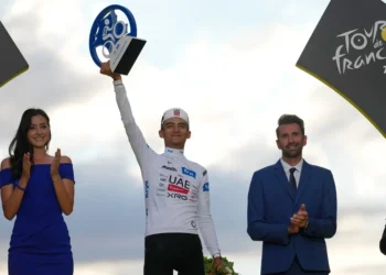 Isaac Del Toro hace historia con tercer lugar en el Tour de Francia