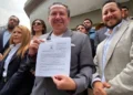 Impugna Que siga la Democracia negativa a registro