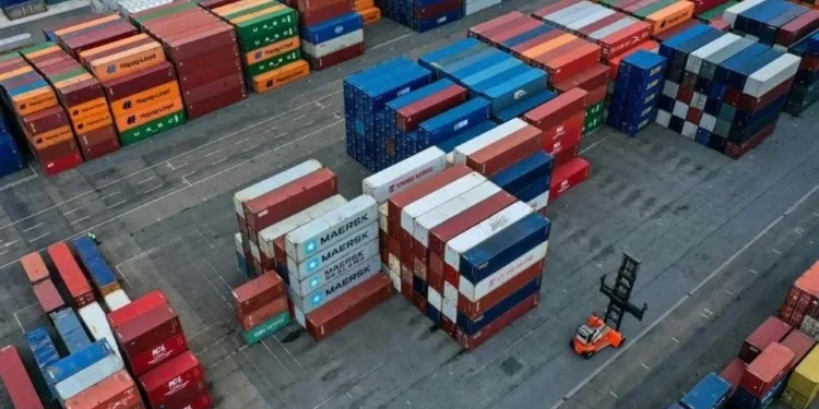 Incrementan 24% exportaciones en semestre