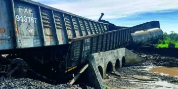 Ordenan a Ferromex remediar derrame en Sonora
