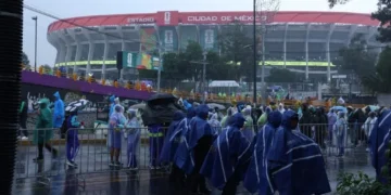 Afecta tormenta eléctrica al Estadio Ciudad de México