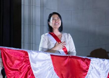 Keiko Fujimori asume la Presidencia de Perú