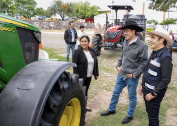 Fortalece El Marqués al campo con apoyos para 33 productores