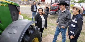 Fortalece El Marqués al campo con apoyos para 33 productores