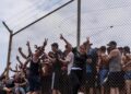 Despliega España militares tras irrupción de migrantes