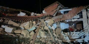 Sismo en el centro de Perú deja 6 muertos y decenas de heridos