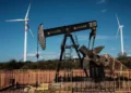 Cotiza crudo WTI por debajo de 80 dólares