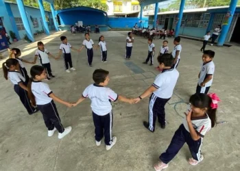 Estos son los puentes y periodos vacacionales en el ciclo escolar 2026-2027