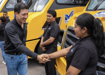 Monsalvo fortalece el Transporte Escolar Gratuito