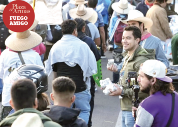 Acompañan a romeros