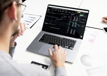 La criptomoneda que se convirtió en el atajo que millones de mexicanos para recibir remesas
