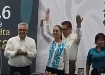 Acude Sheinbaum a evento en Durango sin el Gobernador