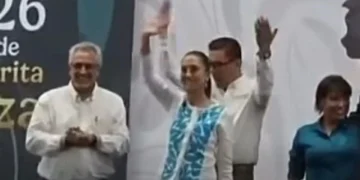 Acude Sheinbaum a evento en Durango sin el Gobernador