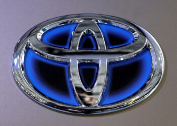 Secretaría de Economía precisa que Toyota mantendrá producción en México