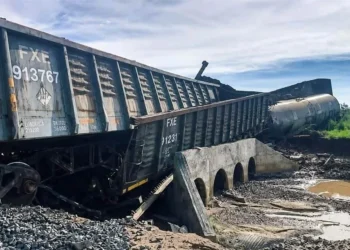 Evalúan daños por derrame químico de tren en Sonora.- CSP