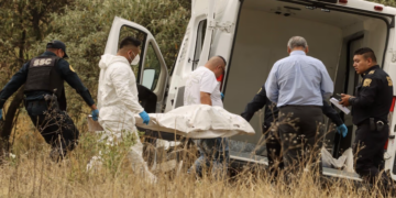 Hallan tres cuerpos sin vida en la carretera Xochimilco-Oaxtepec, en Milpa Alta
