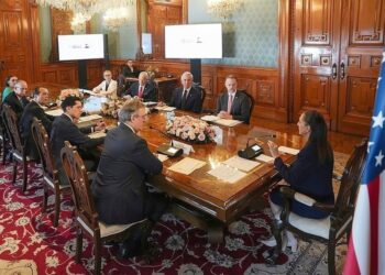 Da Trump garrotazo… y la libra México