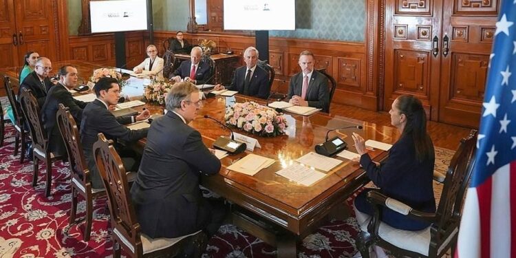 Da Trump garrotazo… y la libra México