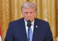 Vuelve Trump con el garrote