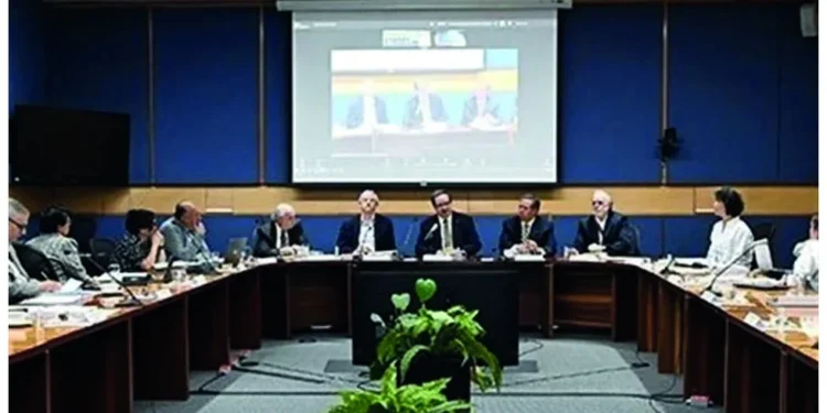 Instala UNAM comisión técnica ante reclamos por examen