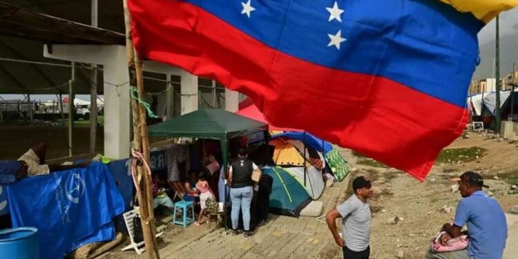 Inicia Venezuela entrega de viviendas; van 4 mil 333 muertos