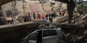 Suben a 2 mil 954 los fallecidos y a 16 mil 592 los heridos por los terremotos en Venezuela