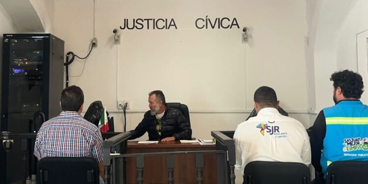 Realizan tres audiencias por maltrato animal en San Juan del Río