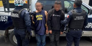 Detienen a cuatro presuntos implicados en robo con violencia a comercio