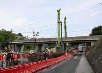 Sólo dos carriles abiertos de sur a norte tras inicio de obras en Bernardo Quintana