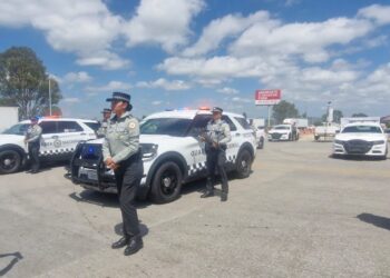 Guardia Nacional refuerza vigilancia en la carretera 57 durante el periodo vacacional