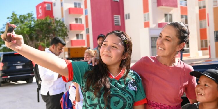Gobiernos deben ser facilitadores para felicidad del pueblo: Sheinbaum