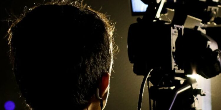 Ley para proteger a periodistas no debe usarse con fines políticos