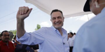 Supera Mauricio Kuri las 100 calles modernizadas en San Juan del Río